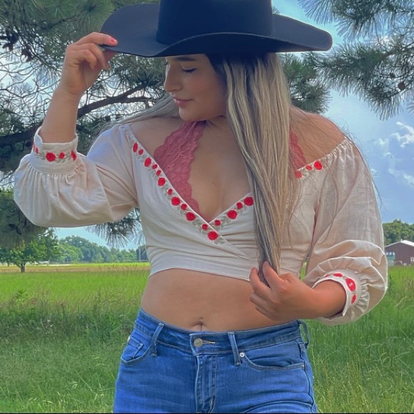 Top - Picture 2 of 2